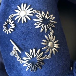 Lucky brand flower bracelet silver tone